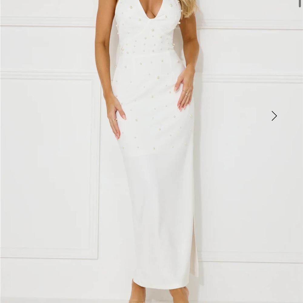 HELLO MOLLY - OCEAN BEAUTY HALTER PEARL MAXI DRESS WHITE
